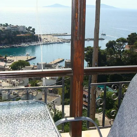 Captain George's Appartement Patitiri