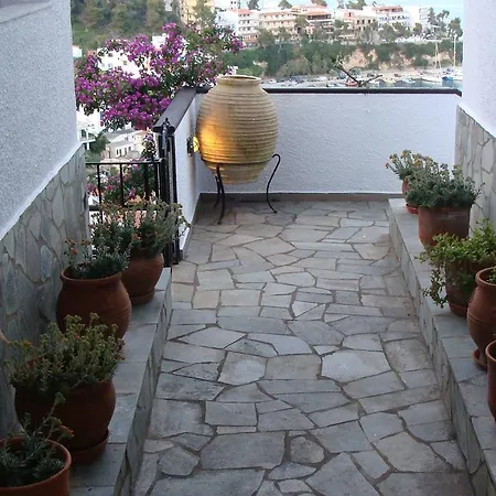 Captain George's Patitiri